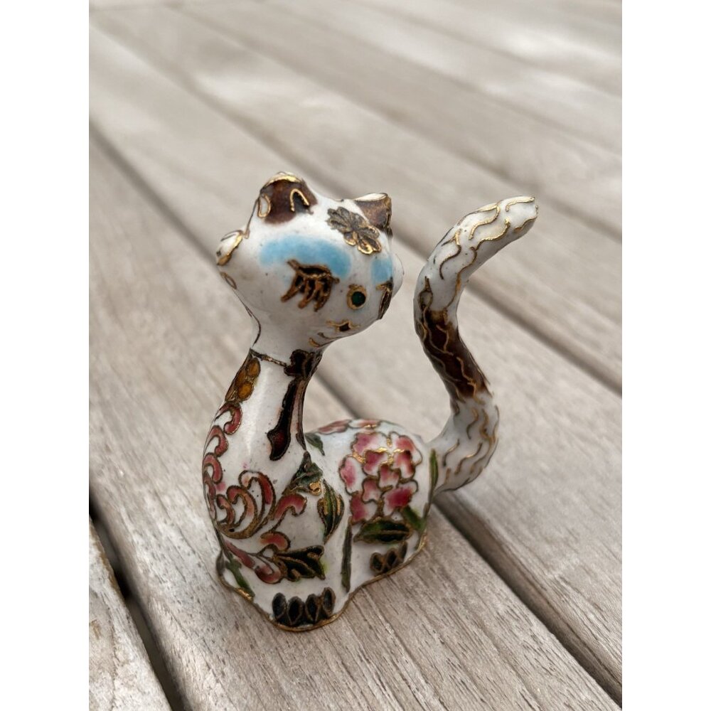 Cloisonne Brass Enamel Persian Cat Kitten Gold Trim Pink Blue Flowers 3” - Picture 4 of 6